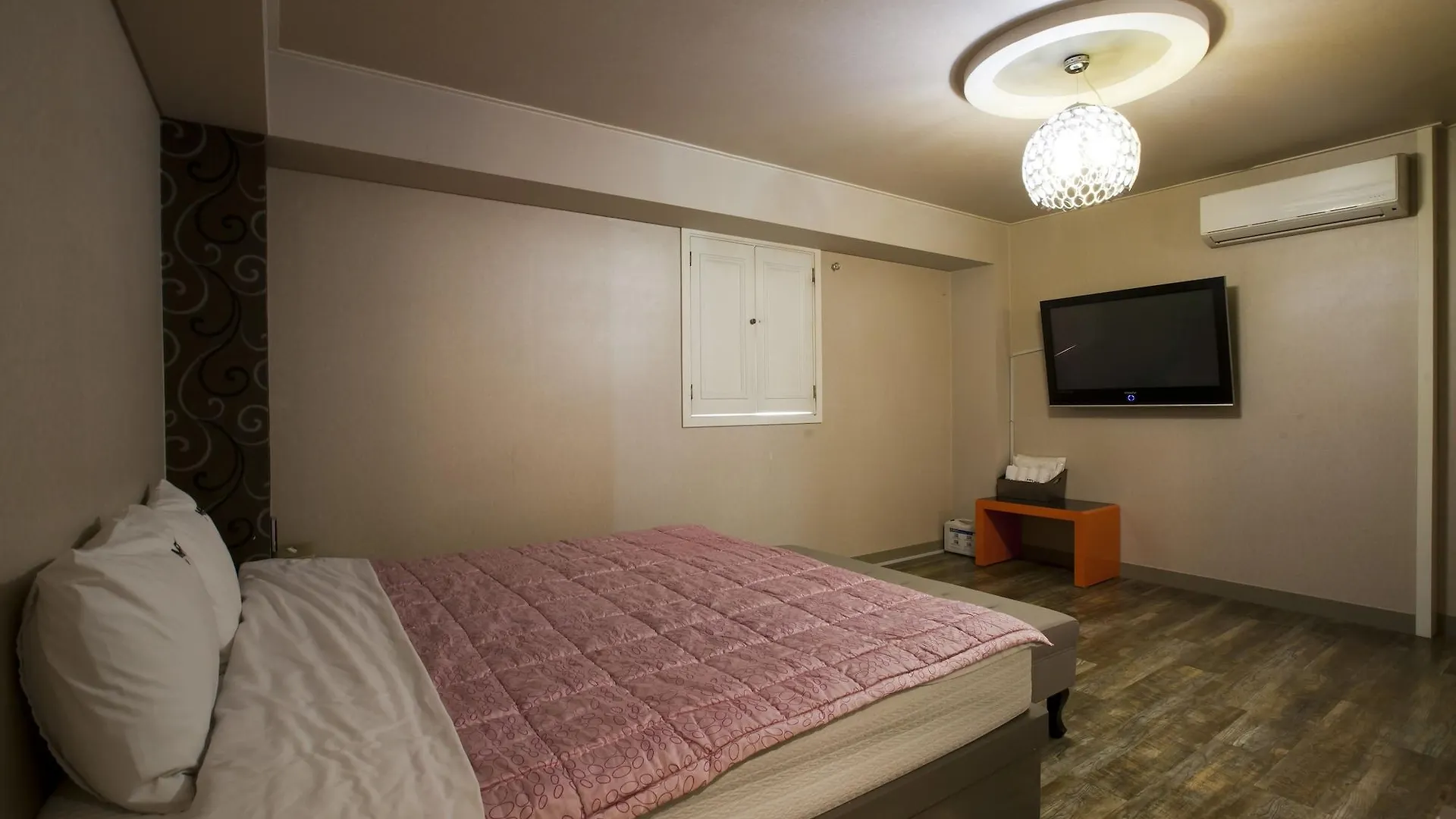 Max Motel Busan