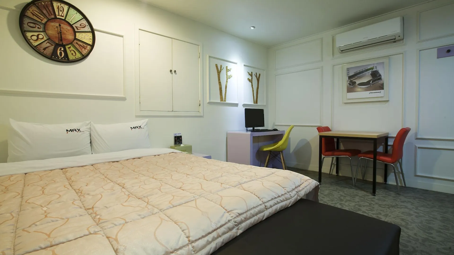 Max Motel Busan 2*,  South Korea
