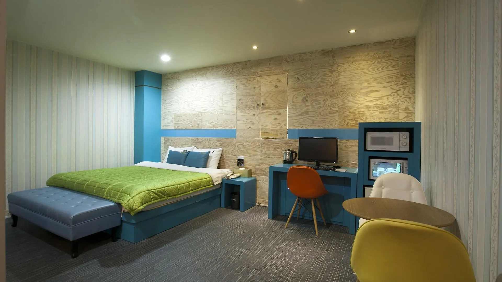 Max Motel Busan