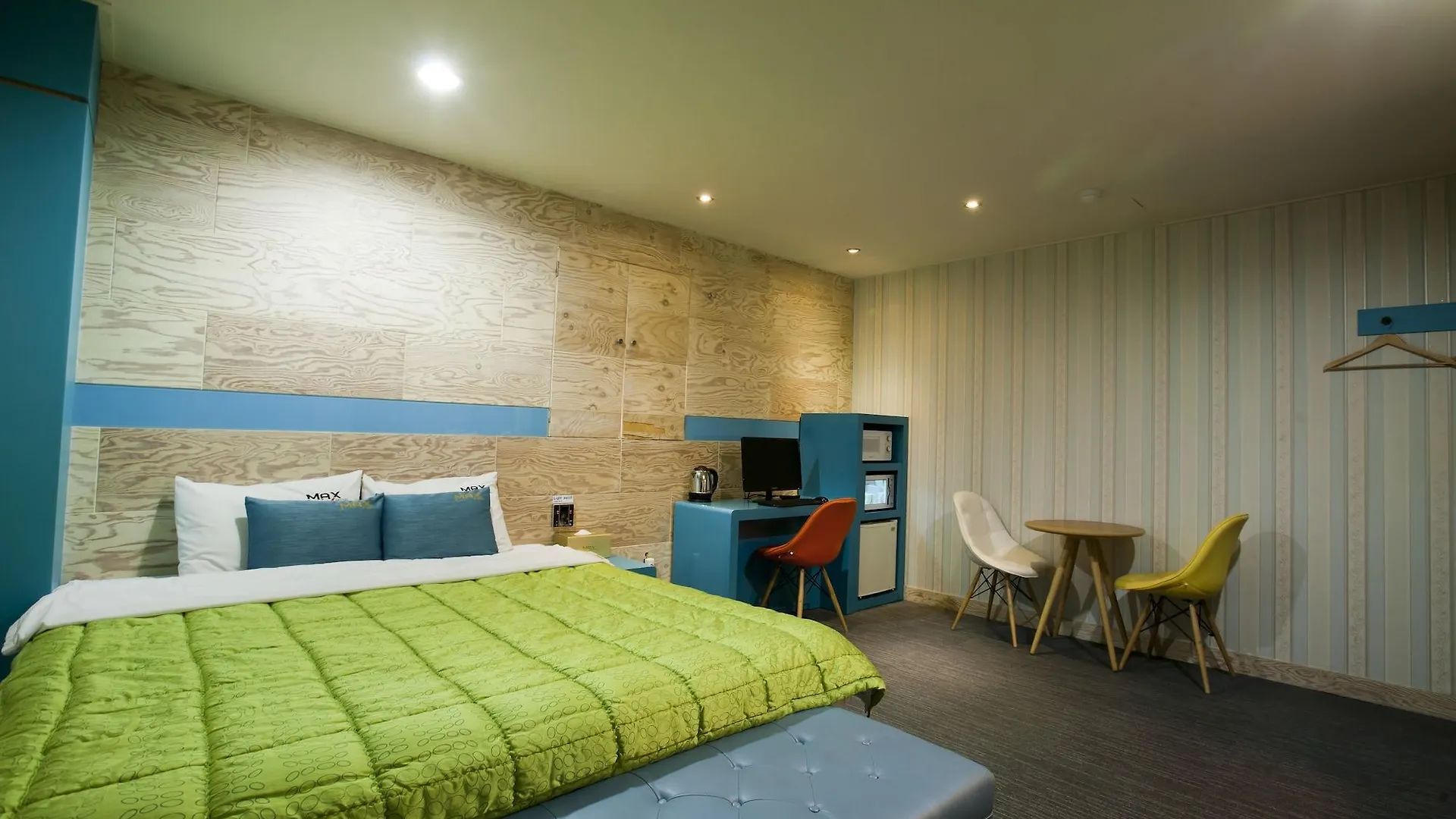 Max Motel Busan